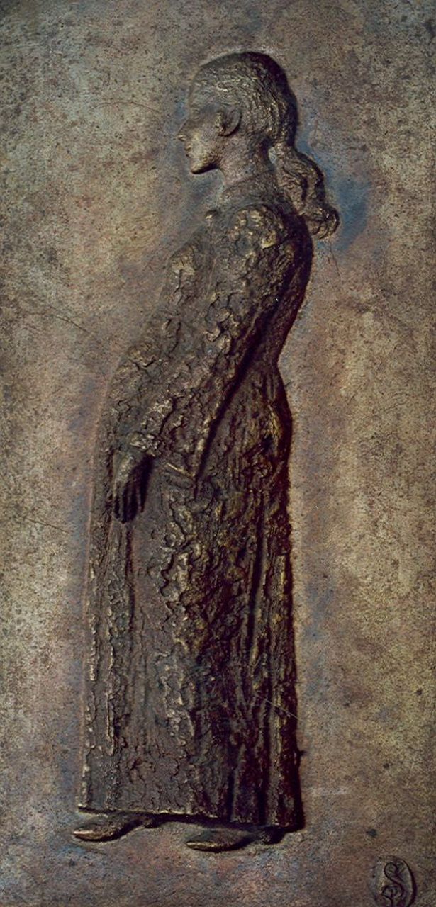 Starreveld P.  | Pieter Starreveld, Zwangere vrouw, messing 40,0 x 20,4 cm, gesigneerd rechtsonder met monogram