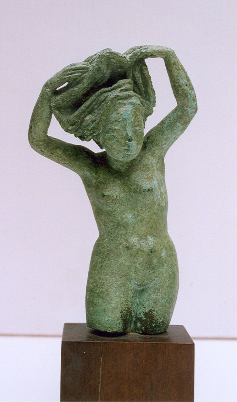 Starreveld P.  | Pieter Starreveld, Vrouwelijk naakt, brons 23,9 x 10,3 cm, gesigneerd met monogram