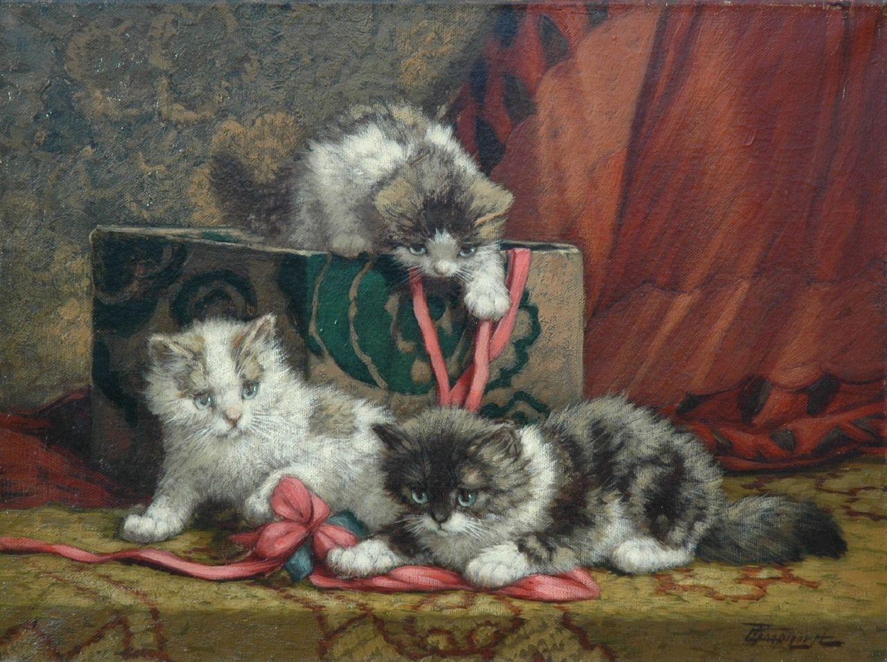 Raaphorst C.  | Cornelis Raaphorst, Drie spelende kittens bij een lintendoos, olieverf op doek 29,8 x 40,0 cm, gesigneerd rechtsonder
