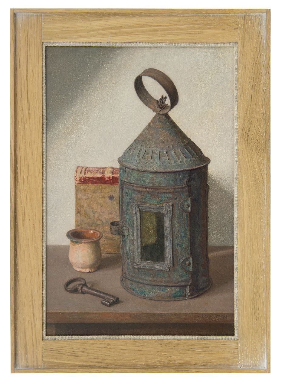 IJkelenstam H.  | Hendrikus IJkelenstam | Schilderijen te koop aangeboden | Stilleven met lantaarn, olieverf op paneel 46,4 x 30,7 cm, gesigneerd rechtsonder en gedateerd 1940