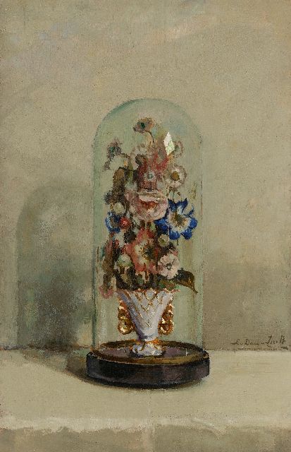 Dam van Isselt L. van | Bloemen onder glazen stolp, olieverf op paneel 59,9 x 38,8 cm, gesigneerd r.o. en zonder lijst
