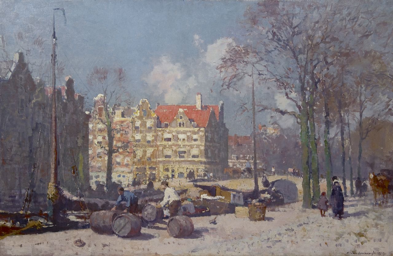 Vreedenburgh C.  | Cornelis Vreedenburgh, Het laden van vaten op de Brouwersgracht, Amsterdam, olieverf op doek 82,4 x 128,0 cm, gesigneerd rechtsonder en gedateerd 1919