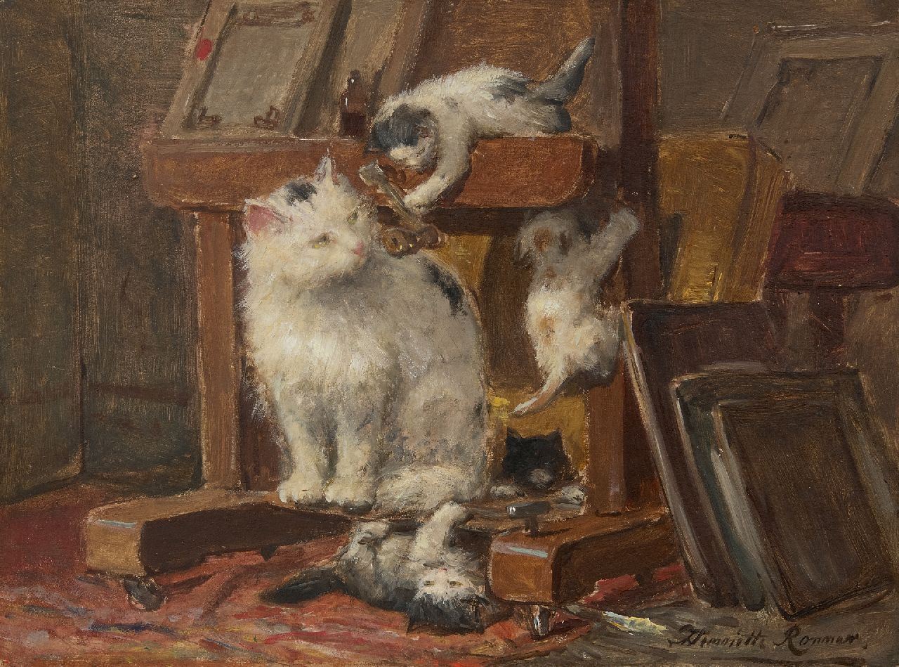 Ronner-Knip H.  | Henriette Ronner-Knip, Moederpoes met kittens in het atelier, olieverf op papier op paneel 28,1 x 37,1 cm, gesigneerd rechtsonder