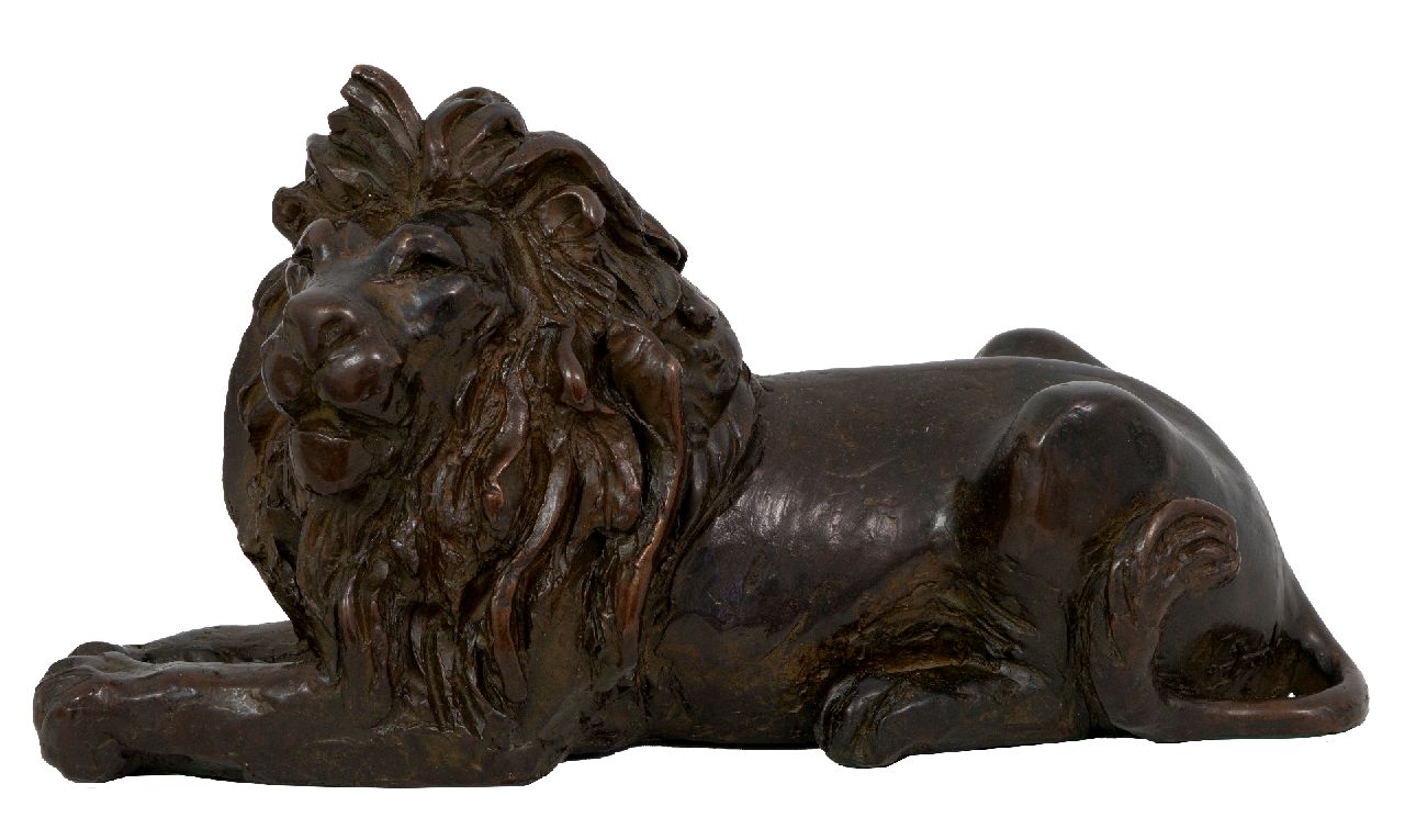 Heyster H.  | Hetty Heyster | Beelden en objecten te koop aangeboden | Liggende leeuw, brons 28,0, gesigneerd met mon