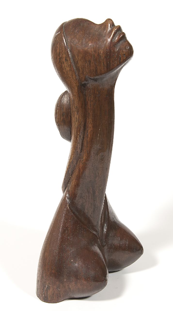 Jan van Luijn | Vrouwenbuste, hout, 40,4 x 19,2 cm