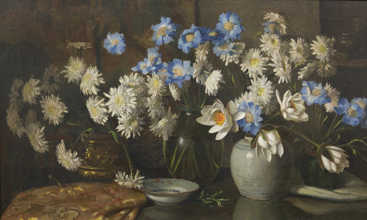 Fleur J.W.  | Johan Willem 'Willy' Fleur, Bloemstilleven met margrieten, scabiosa en waterlelies, olieverf op doek 60,6 x 100,6 cm, gesigneerd rechtsboven