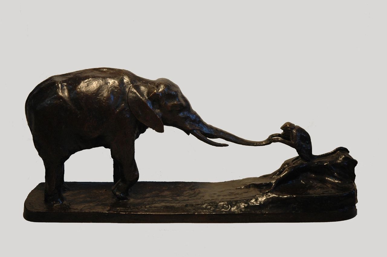 André Augustin Sallé | Olifant met aapje, brons, 13,7 x 31,0 cm, gesigneerd op basis en te dateren ca. 1920-1930