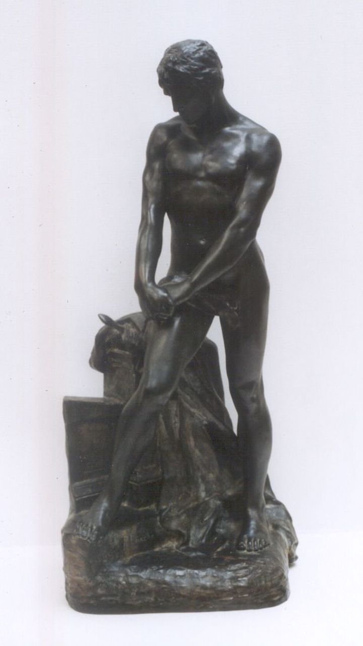 François Raoul Larche | Peinzende zwaardvechter, brons, 62,0 x 10,0 cm, gesigneerd op basis