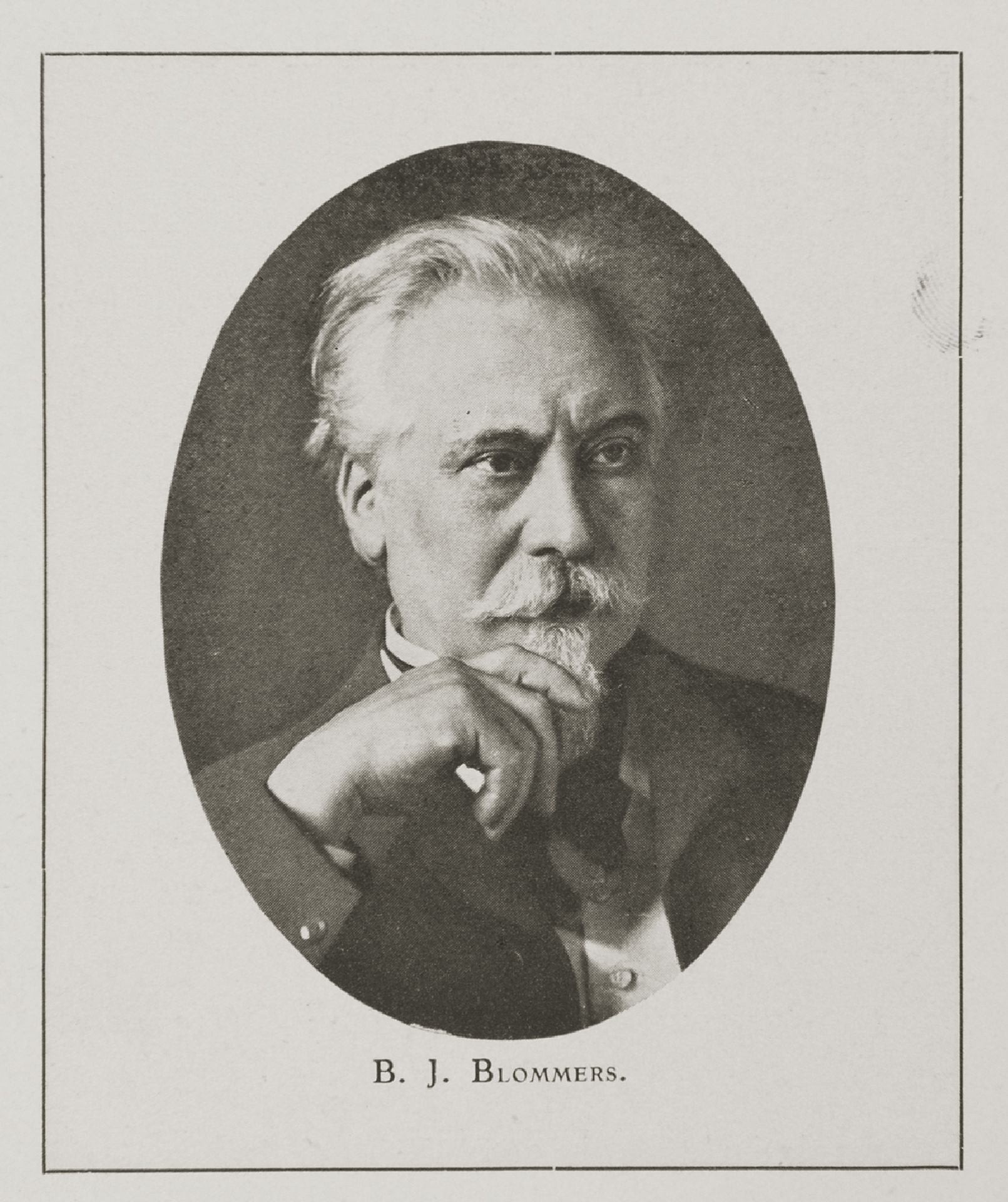 Portret van kunstenaar, kunstschilder, aquarellist en tekenaar Bernardus Johannes Blommers