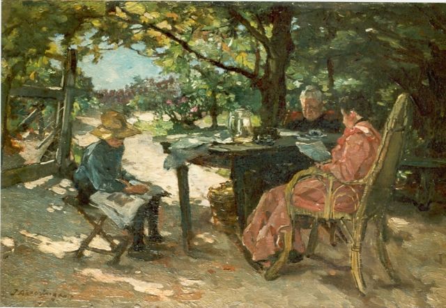 Johannes Evert Akkeringa | Drie generaties lezend in de tuin, olieverf op doek, 31,2 x 47,5 cm, gesigneerd l.o.