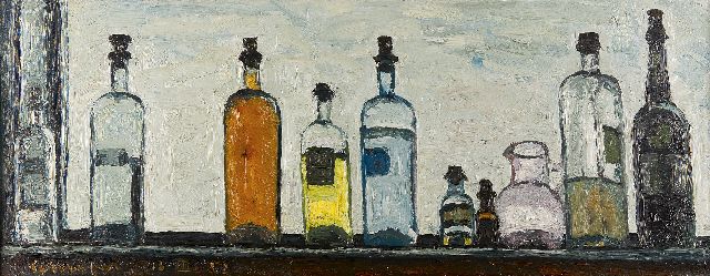 Schrofer W.  | Stilleven van flessen, olieverf op doek 36,8 x 95,1 cm, gesigneerd l.o. en gedateerd 13-III-'52