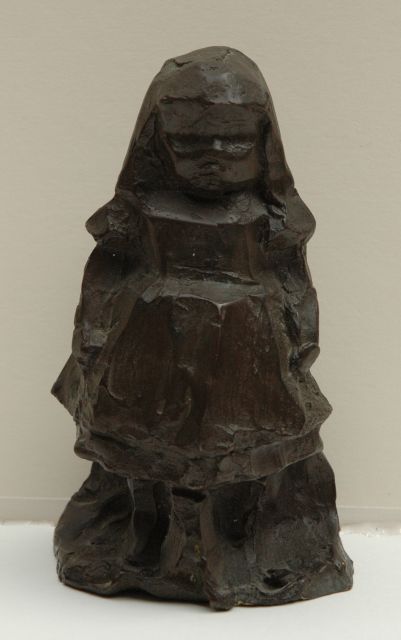 Lambertus Zijl | Meisje met bal, brons, 15,0 x 7,0 cm, gedateerd 7 Oct. '99 [1899]