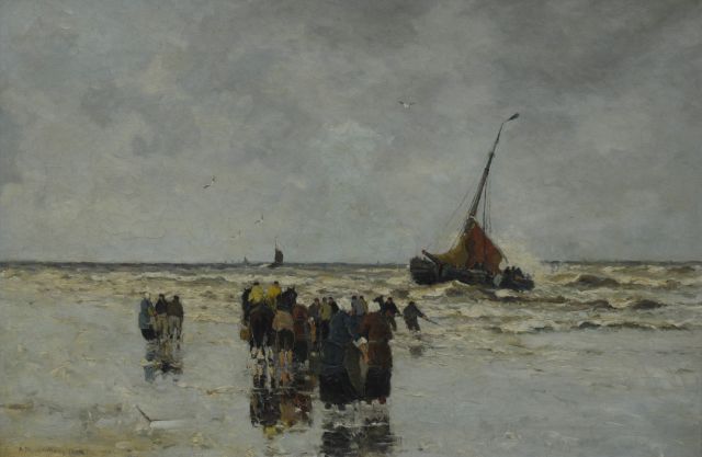 Morgenstjerne Munthe | Vissersvrouwen en klijnhalers wachtend op het strand, olieverf op doek, 61,1 x 92,0 cm, gesigneerd l.o. en gedateerd 1926