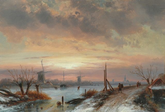 Charles Leickert | Schaatsers en wandelaars bij zonsondergang, olieverf op paneel, 29,1 x 42,5 cm, gesigneerd r.o.