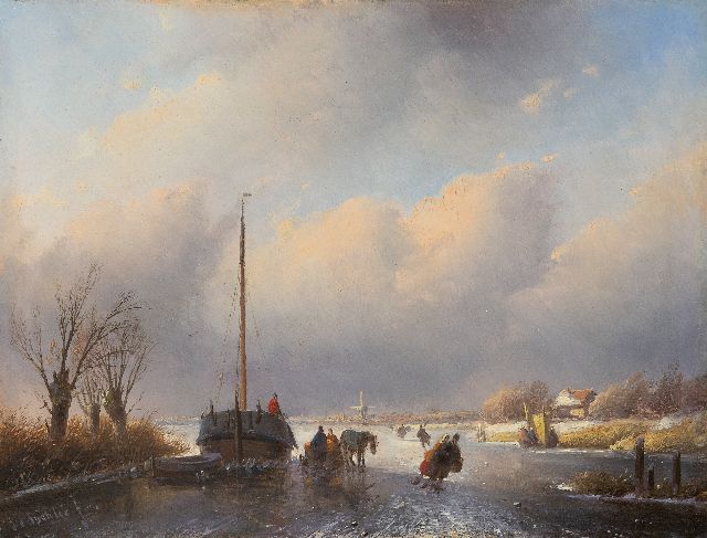 Jan Jacob Spohler | Winters rivierlandschap met schaatsvolk en een paardenslee, olieverf op paneel, 25,5 x 33,4 cm, gesigneerd l.o.