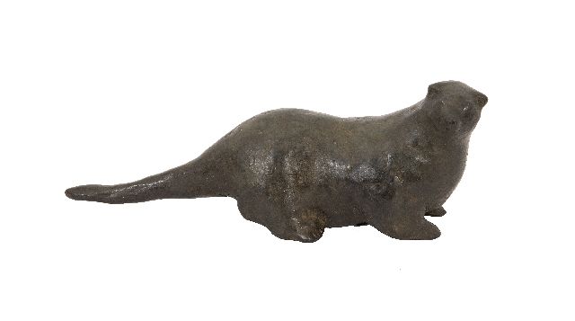 Hemert E. van | Otter, brons 8,0 x 21,5 cm, gesigneerd onder staart met monogram