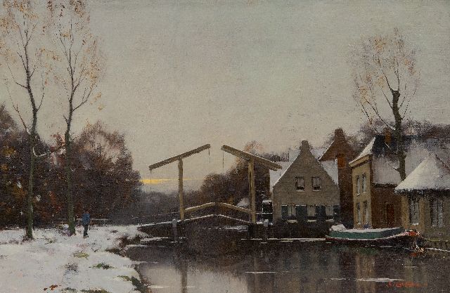 Evert Jan Ligtelijn | Winterse dorpsvaart met ophaalbrug, olieverf op doek, 32,2 x 48,6 cm, gesigneerd r.o. en te dateren ca. 1924