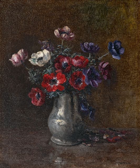 Ven E.E.G. van der | Tinnen vaas met anemonen, olieverf op doek 57,0 x 48,5 cm, gesigneerd r.o.