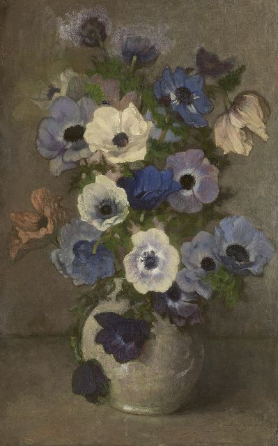 Marie Wandscheer | Anemonen in witte vaas, olieverf op doek op board, 60,7 x 41,0 cm, gesigneerd r.o. met initialen
