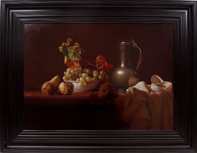 Bubarnik G.  | Stilleven van fruit en tinnen kan op een tafel, olieverf op paneel 50,0 x 70,0 cm, gesigneerd l.o.