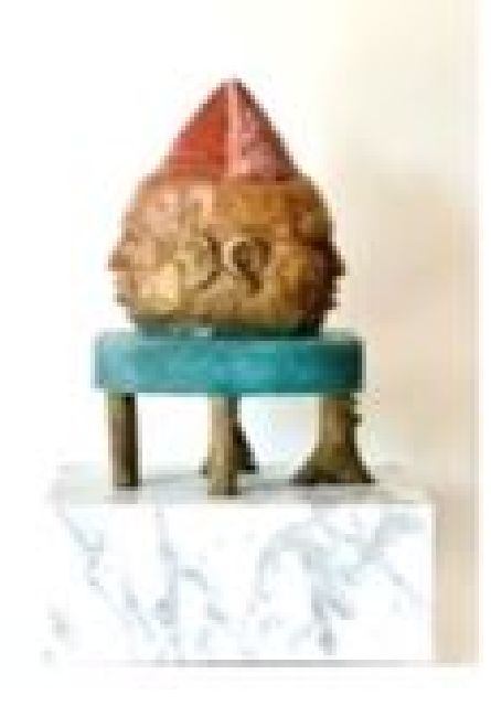 Carlos Blaaker | Feestmuts, brons en marmer, 27,0 x 17,5 cm