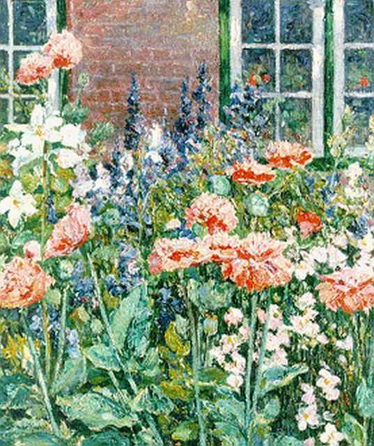 Kuchel M.  | Klaprozen en ridderspoor voor een huis, olieverf op doek 49,2 x 42,0 cm, gesigneerd l.o. en te dateren ca. 1910