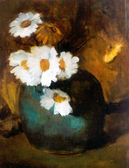 Floris Arntzenius | Margrieten in een gemberpot, olieverf op paneel, 29,2 x 22,3 cm, gesigneerd l.o.