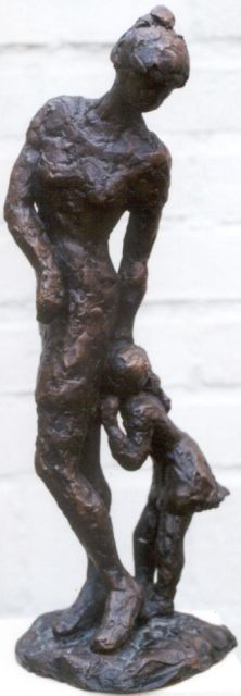 Noorda-Maas J.  | Moeder en kind, brons 33,0 cm
