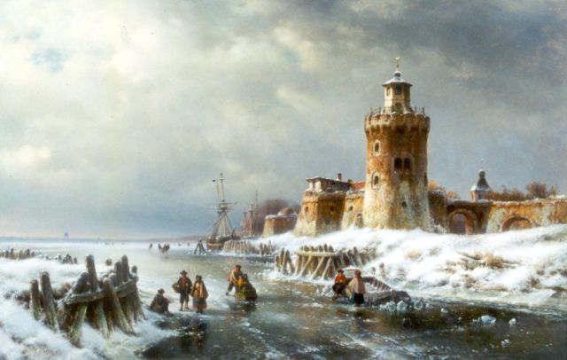 Lodewijk Johannes Kleijn | Wandelaars en schaatsers op het ijs bij een stadsmuur, olieverf op paneel, 66,5 x 102,3 cm, gesigneerd l.o.