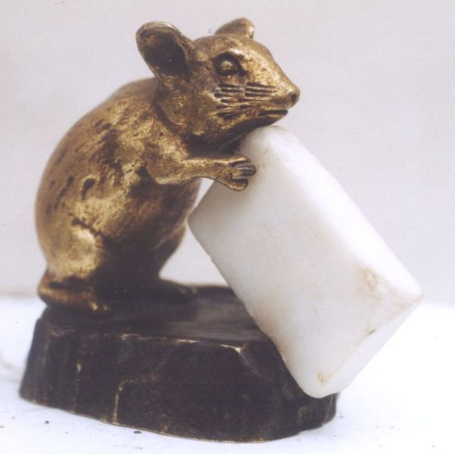 Bailly S.  | Muis, verguld brons en marmer 6,0 cm, gesigneerd op basis