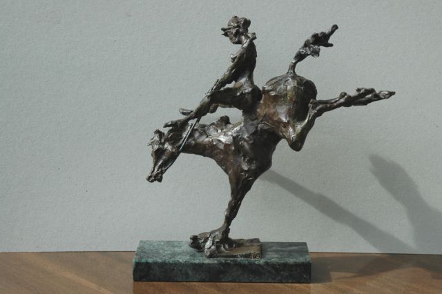 Dyck F. van | Een wilde rit, brons 35,5 x 33,0 cm, gesigneerd op bronzen basis