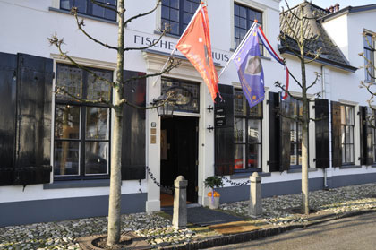 Zaterdag 28 januari 2012. Vlag en wimpel wordt feestelijk geopend.